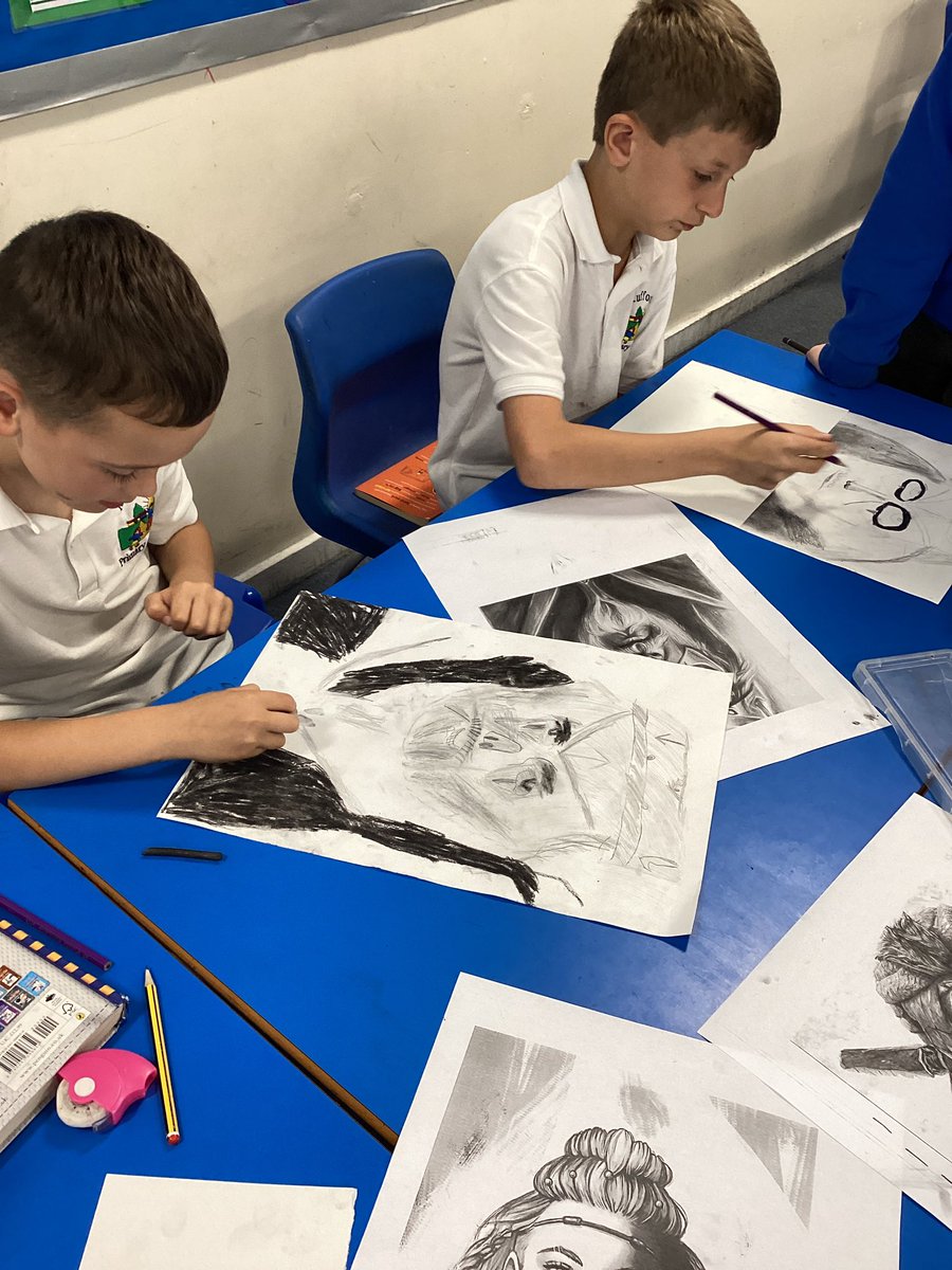 Using graded sketching pencils and charcoal, Class 3 created some excellent portraits of Vikings, to compliment Literacy work describing an imaginary character, inspired by ‘How to Train Your Dragon’ by Cressida Cowell. #RPSArt #RPSWriting #RPSHistory 🦖🐲🐉✏️