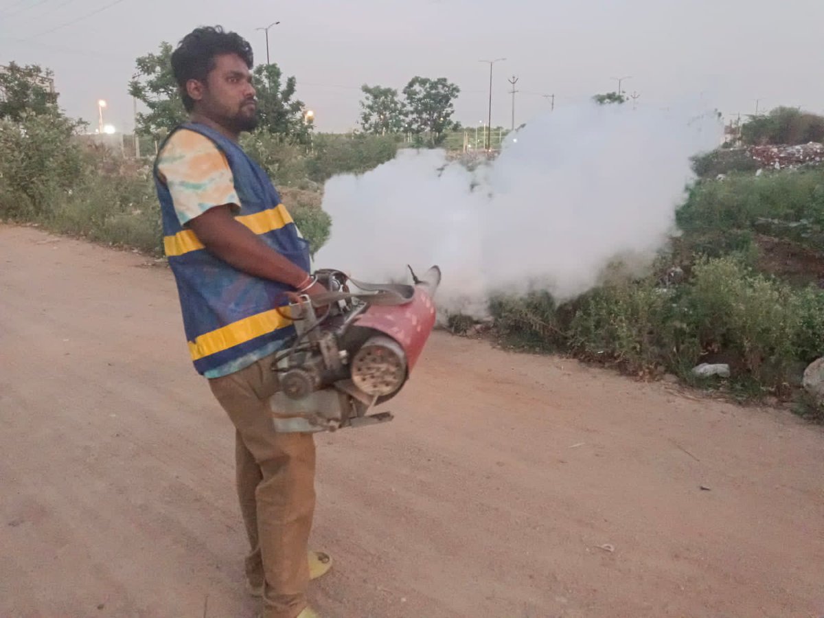 aeuppalghmc's tweet photo. @AshwinGudimetla @HMDA_Gov @TsspdclCorporat @GHMCOnline @Director_EVDM Fogging Attended https://t.co/Hv65wO1a3E