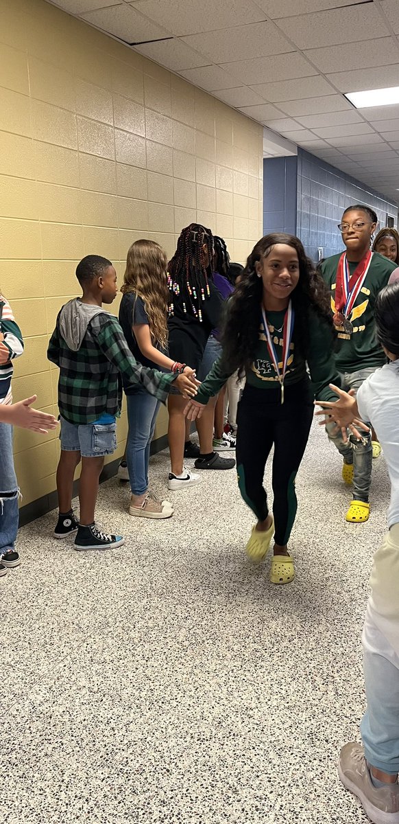 mrsla77's tweet photo. Our students @McDougleKISD had a great time celebrating 🎉 the @KfTrack &amp; @kftrackgirls teams on their State Championship win 🏆🥇! #VictoryTour https://t.co/mFzjBxaclT