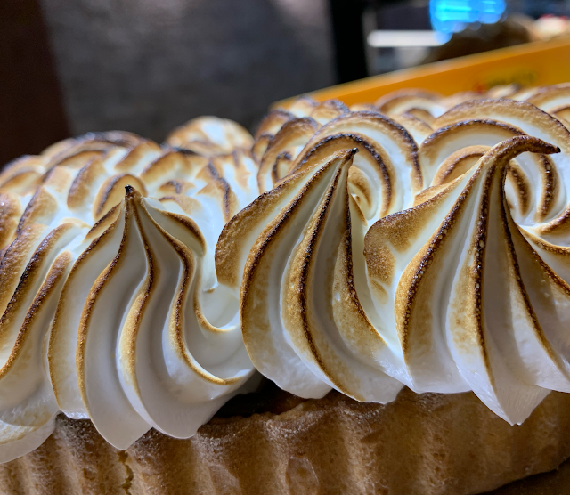 Random Bakery tweet media