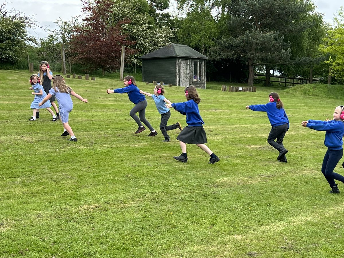Acomb First School tweet media