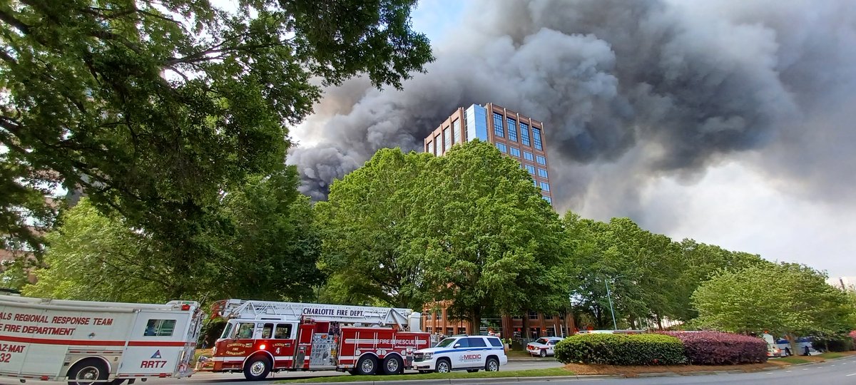 TVBryanScott's tweet photo. 4 alarms https://t.co/fJiPqOCJfZ