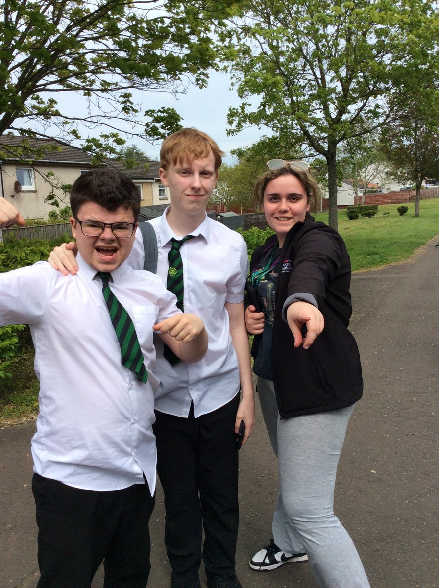 CedarbankSchool's tweet image. The National Admin and IT class plotted out a walk using Google Maps and then tried it out to see how accurate it was. #OutdoorClassroomDay #GoogleMaps #AdminAndIT