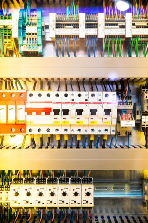 MercerElectric_'s tweet photo. If you suffer a power shortage or have detected any other electrical issues get in touch today. Our experienced electricians are experts at diagnosing and rectifying any problems your electrical systems may be experiencing.
#electrical #faults #diagnosis #repair https://t.co/pIze8CFCmD