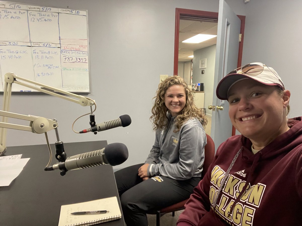 Jets’  headed to National Championship  in  Spartansburg   coach Jamie Vandenburgh  star infielder Kate Leach  4:58 BA. / GOC on WKHM