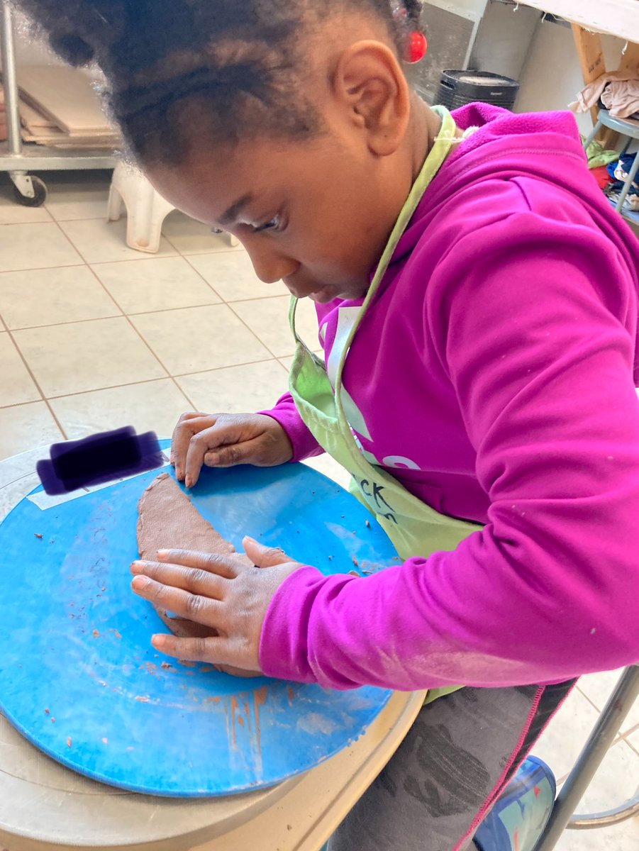 cvheadstart's tweet image. Our Head Start kiddos recently visited BCA Clay Studio and learned all about ceramics 🎨

The kids had a blast! 🌟