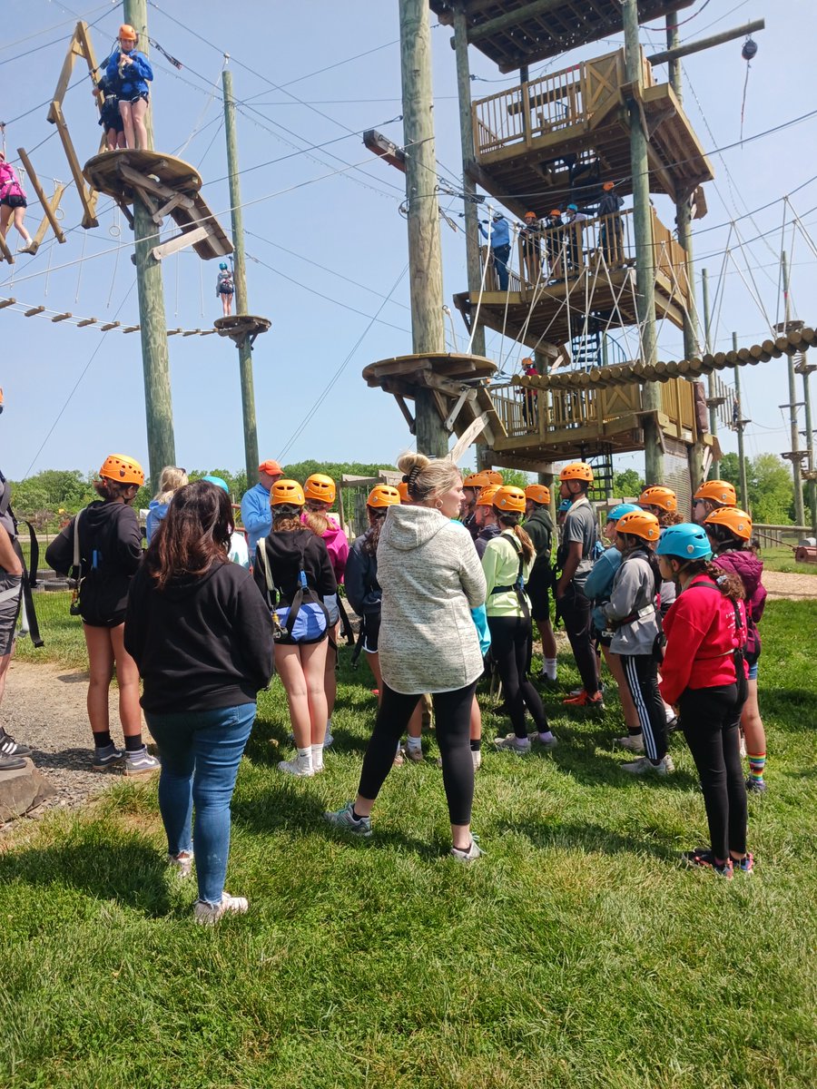 cpsbulldog's tweet photo. Today our 7th graders are zipping through life! #cpspride! https://t.co/vzXfphCxem