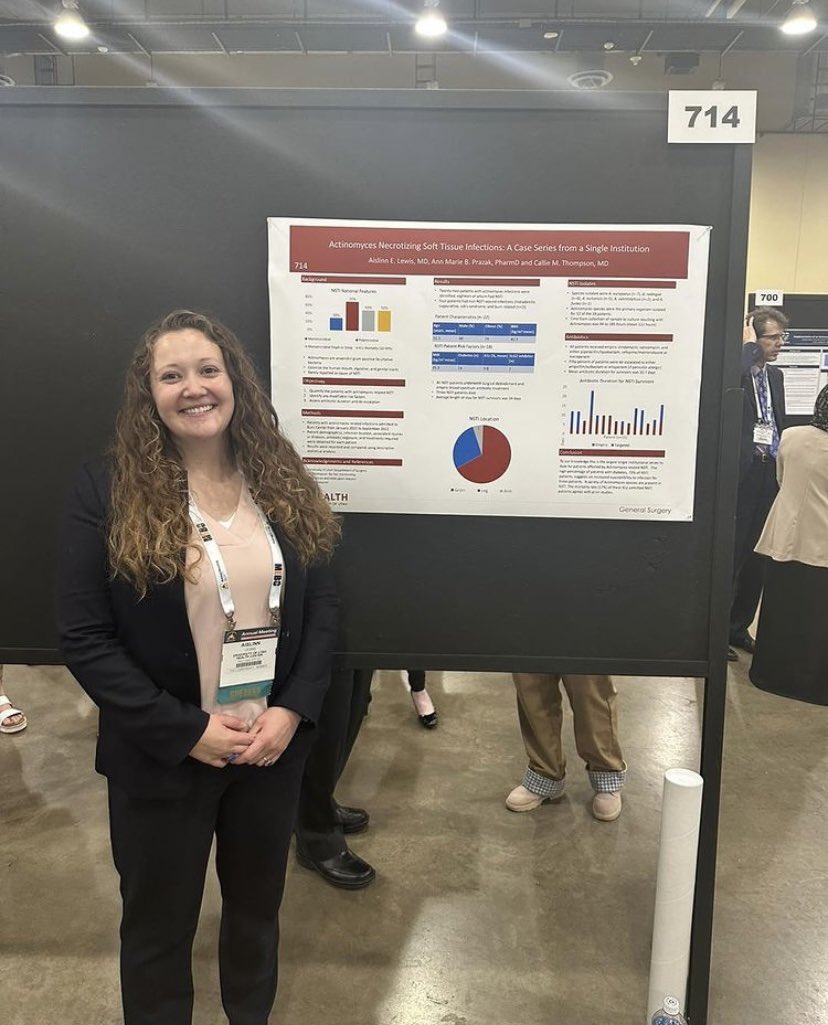 Congrats to PGY4 Aislinn Lewis for winning “Best in Category” for her poster on necrotizing soft tissue infections at #ABA2023! 🎉 @UofUBurnCenter <a href="/UofUSurgery/">UofUSurgery</a> <a href="/Ameriburn/">American Burn Association</a>