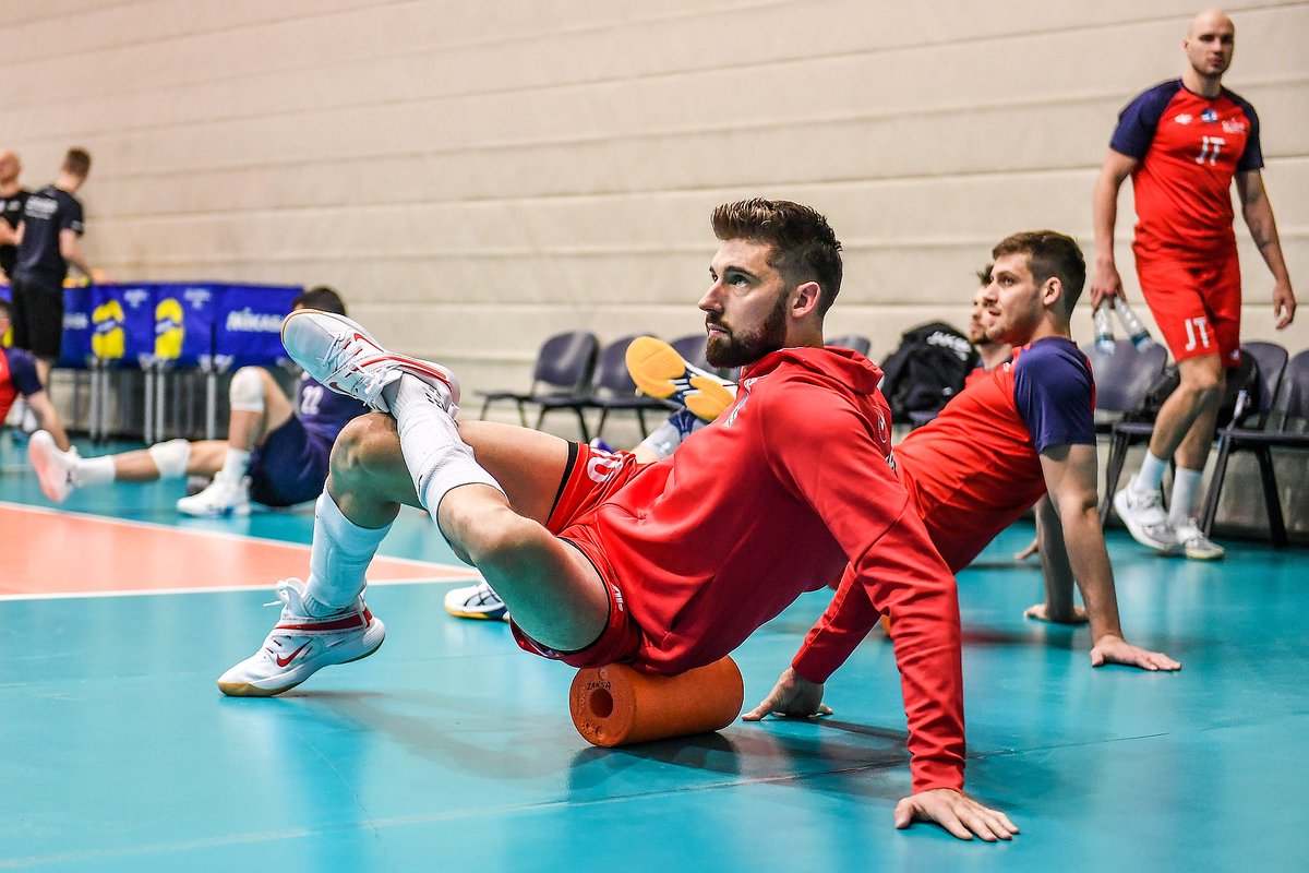 ZAKSAofficial's tweet photo. Pierwszy trening na włoskiej ziemi zaliczony ✅️ Czas na chwilę odpoczynku, jutro wracamy 👌 #GoatsInTurin #FinalAgain https://t.co/qjyn8Vlg2J