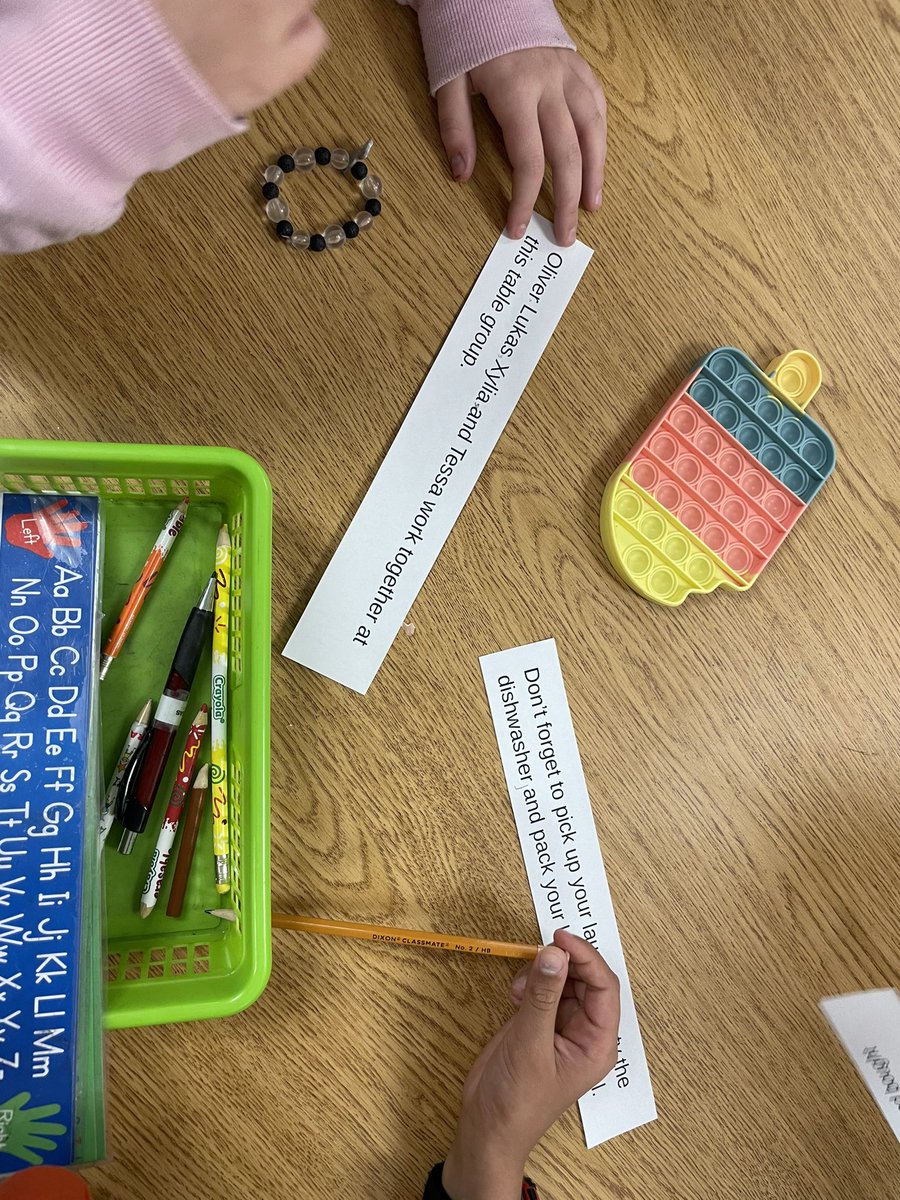 Mrs. Henderson’s Grade 3/4 Class tweet media