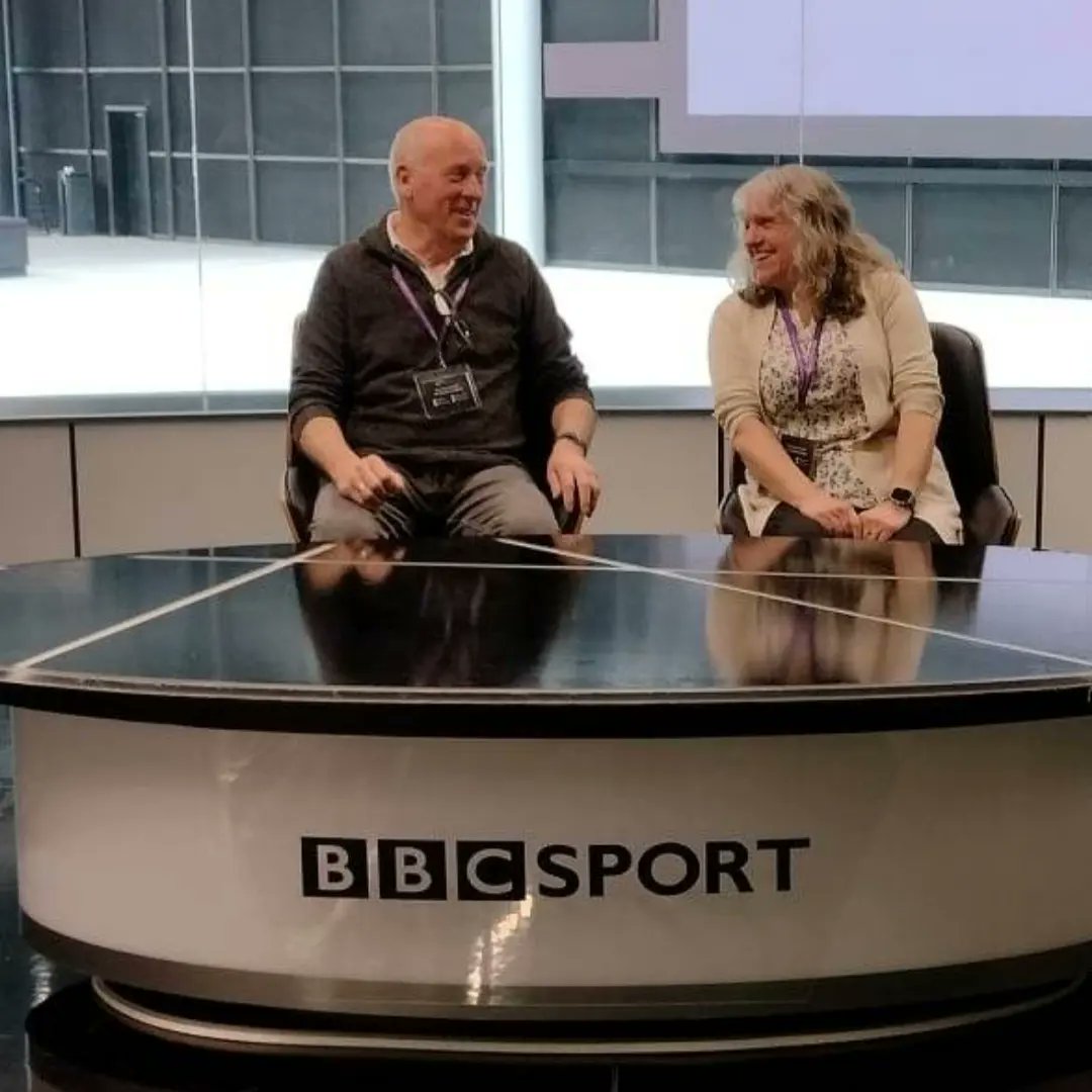 cornishgal1's tweet photo. @bbcshowstours @BBCWales #greattour https://t.co/ClSbmohlzT