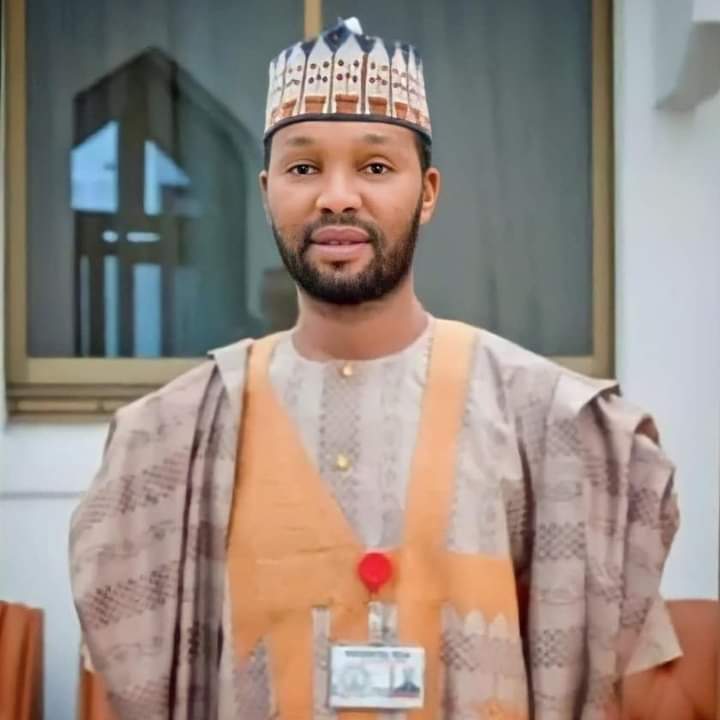 USMANAB85153445's tweet photo. Masha Allah
#Slowly_but_surely
#Yes_we_can
#One_with_Allah_is_majority
Sir. Dr Alhaji Usman Shugaba Allah Yaqara Daukaka Sir.
#RF_TEAM https://t.co/RoD2inEG1p