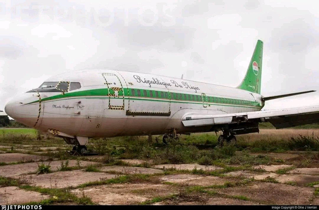 🇳🇪L'ancien avion présidentiel devrait être mis à la disposition du musée national Boubou Hama de Niamey.
Ça peut être rentable!