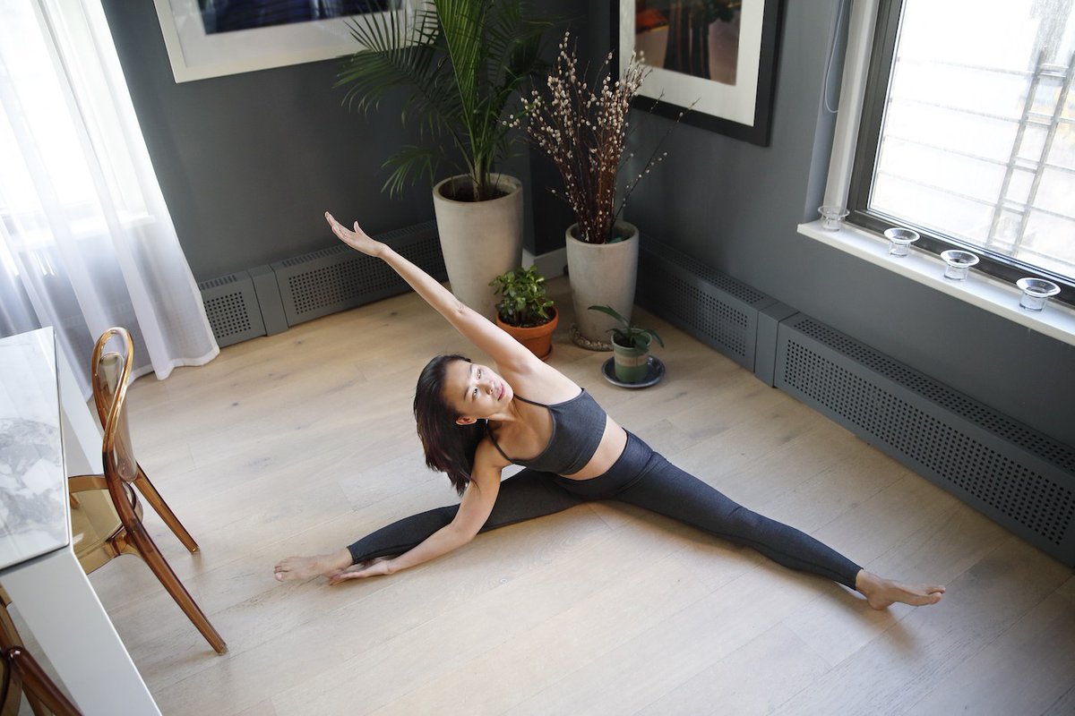 SusanAkogi's tweet photo. Why you shouldn't hold a stretch for longer than 3 seconds. #fitnessjourney #muscle https://t.co/LduxBA0sSs https://t.co/8FCOJjeTRK