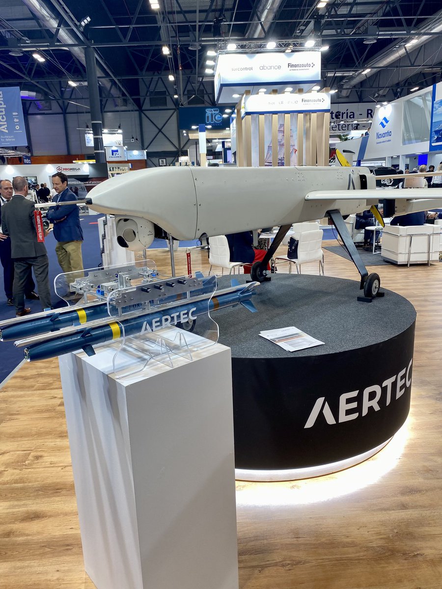 geodronsolution's tweet image. At FEINDEF is possible to share your background on Security and Defence and learn a lot about what the people are doing around the world. 
#counterdrone #IRS #drones #securityanddefence