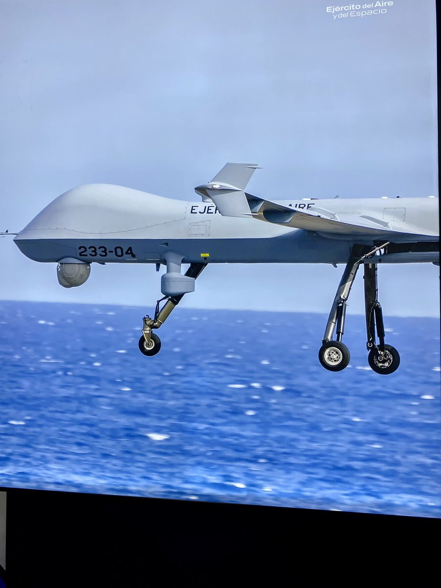 geodronsolution's tweet image. At FEINDEF is possible to share your background on Security and Defence and learn a lot about what the people are doing around the world. 
#counterdrone #IRS #drones #securityanddefence