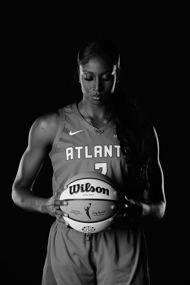 Laeticia Amihere (@_theblackqueen_) on Twitter photo 