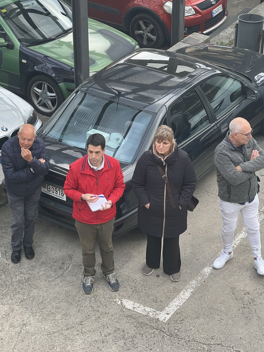 Avui, Poble Sec! Moltes gràcies per les aportacions dels veïns i veïnes!

#laseu #castellciutat #activemlaseu #activemcastellciutat #sumatalcanvi