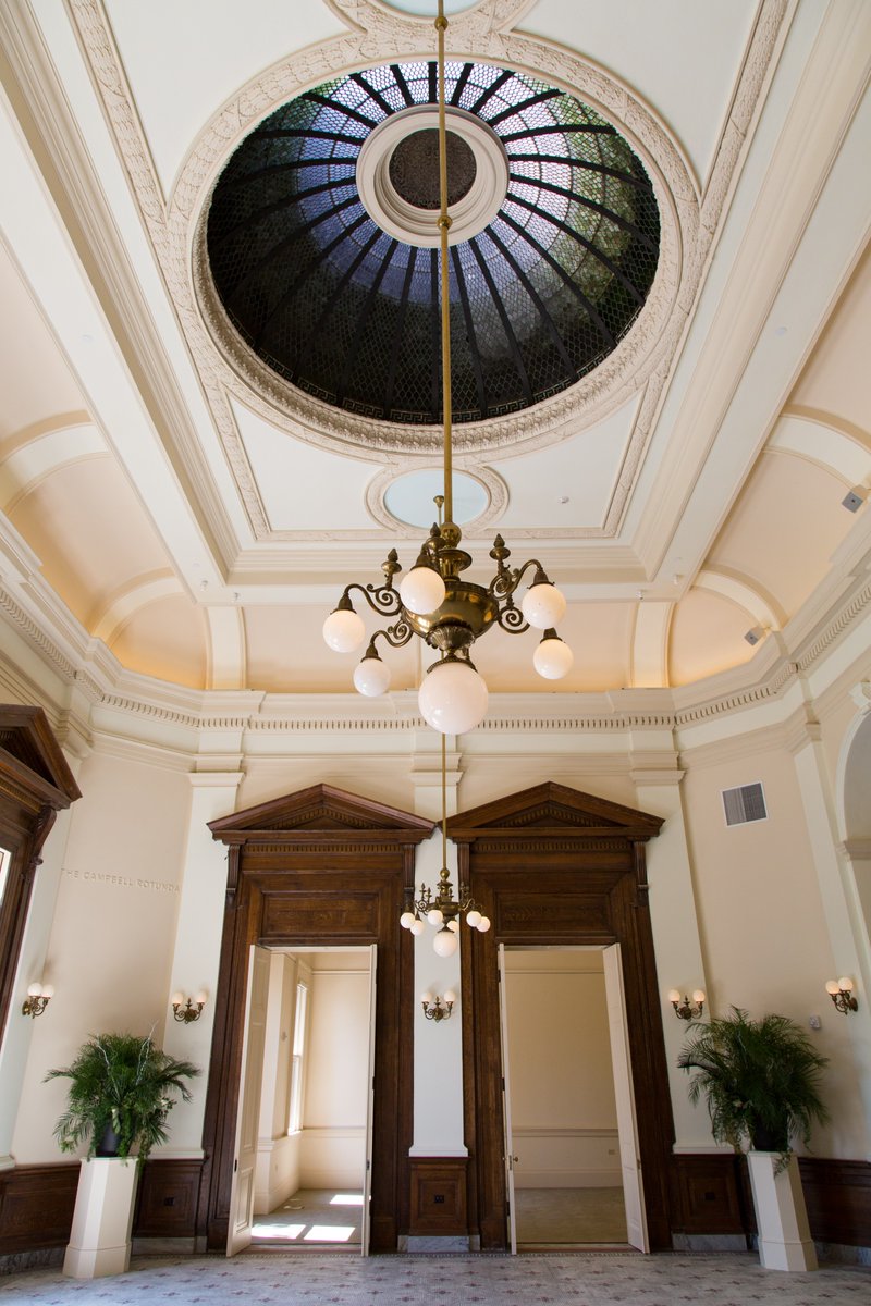 Happy #InternationalMuseumDay from one of the oldest arts organizations in the United States. <a href="/theGibbesmuseum/">Gibbes Museum of Art</a> sits in the heart of downtown Charleston on Meeting Street and houses one of the foremost collections of American Art from the 18th century to the present.