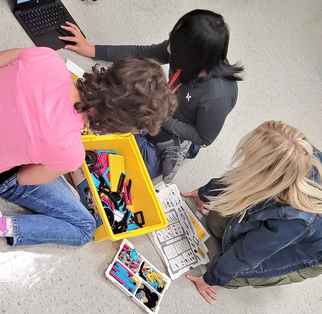 Jessica Albert tweet media