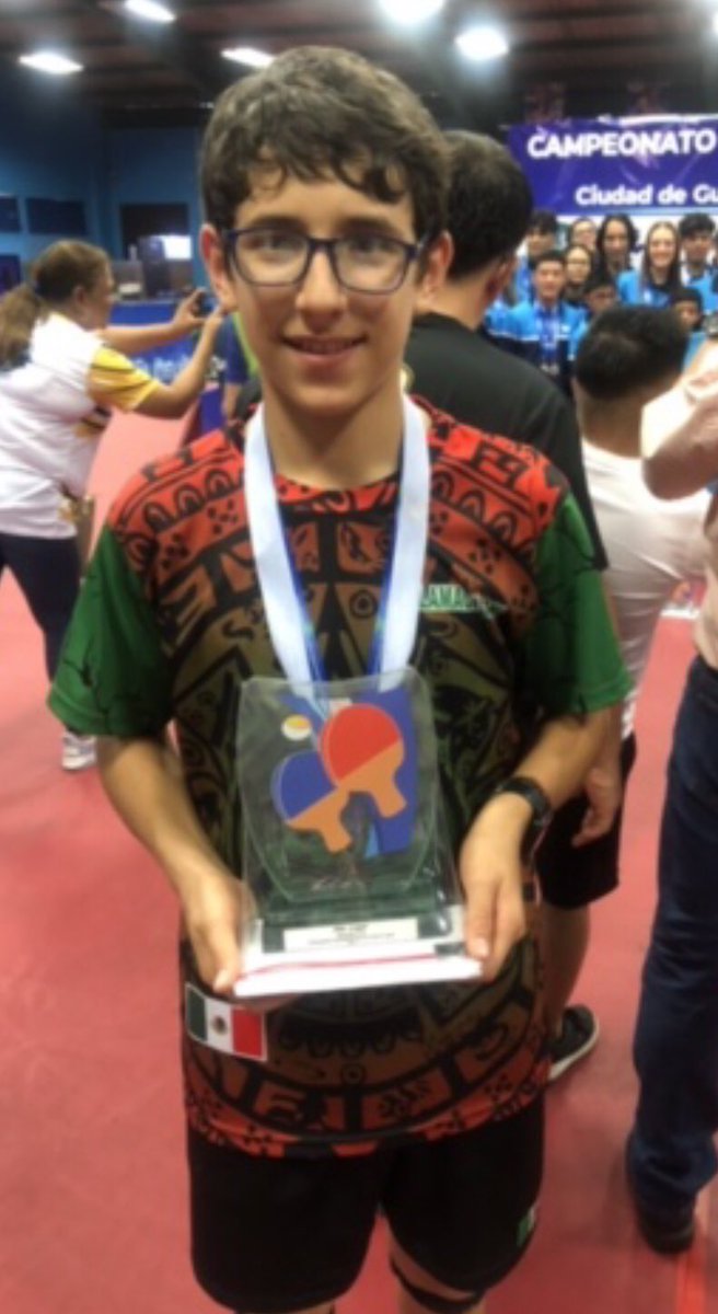 olivertenisdem1's tweet image. Campeonato Centroamericano Tenis de Mesa U15 U19 Guatemala 2023. 2o Lugar Equipos
3er Lugar Dobles 
Clasificados al Panamericano U15 U19 USA. Un gusto reencontrarse con compañeros. Gracias  #JuanFernandez, #osmanicajigal #cnar #conade #femeteme #Avtm @COM_Mexico @ivdgob #Coatepec