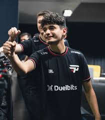 arthurzxc2's tweet image. Sorteio em parceria com a @DuelbitsBR !!! 

400 reais no PIX para comprar no site da @paiNGamingBR !!! 

É a sua chance de adquirir o KIT completo da paiN!!!

Requisitos para participação:

➡️ Seguir a @DuelbitsBR
➡️ RT na publicação
➡️ Marcar um amigo