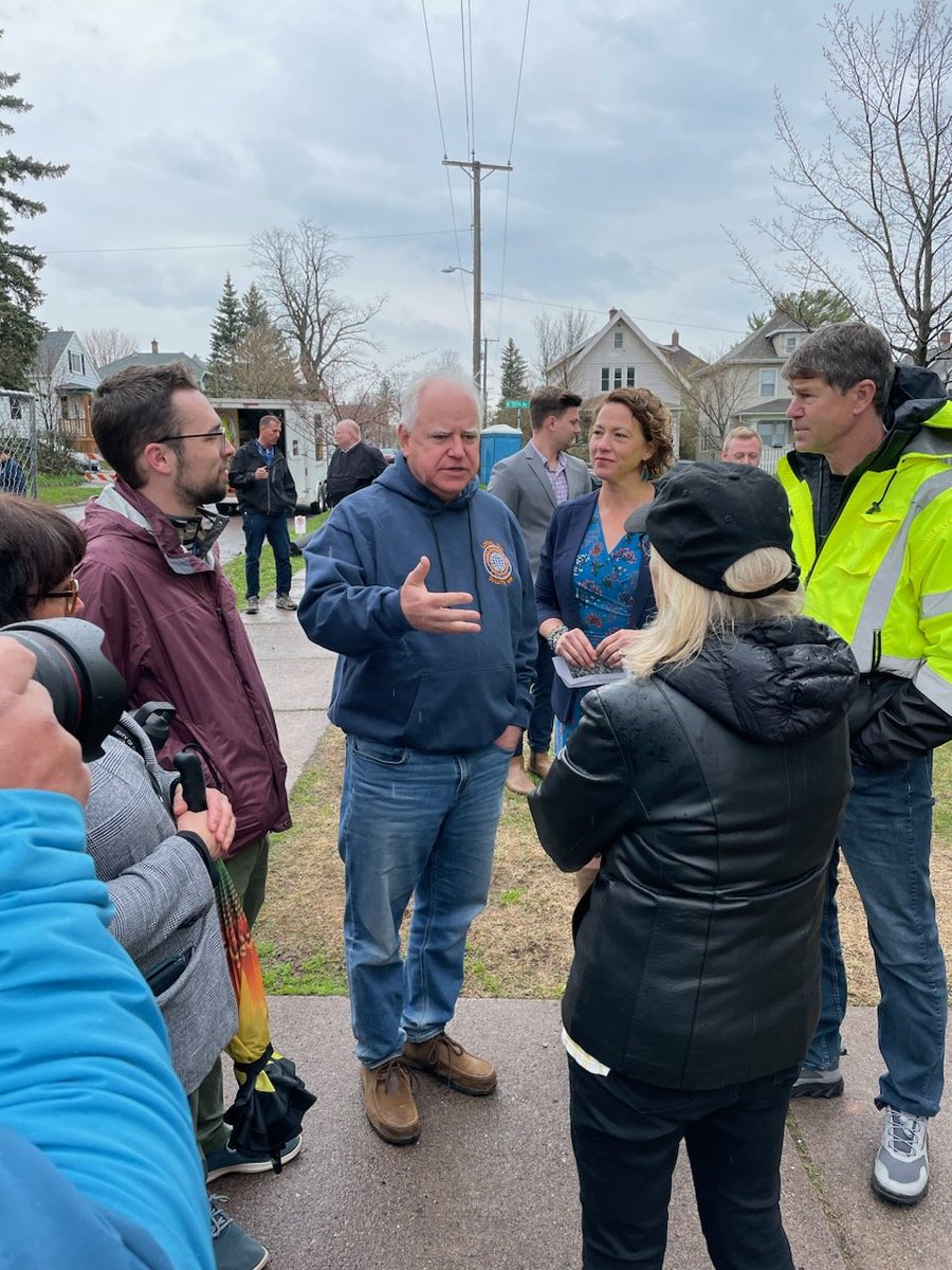 mayouduluth's tweet photo. Thank you to @GovTimWalz for visiting Duluth today to talk about legislation that has been passed by the state releasing funding for municipalities to pursue lead line replacements! https://t.co/HSdJtgqajg