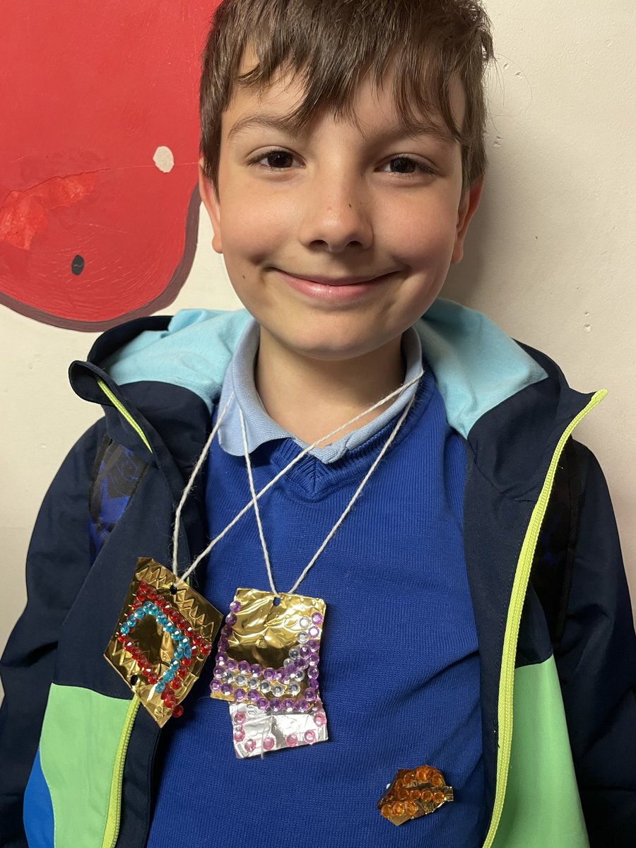 SchoolTrelai's tweet photo. A fantastic week in @CuriosityClub2! Look at our wonderful designs.
Diolch Anna and Rosie for another brilliant session.
#TPSHumanities
#TPSScience https://t.co/pAY63AuzTK