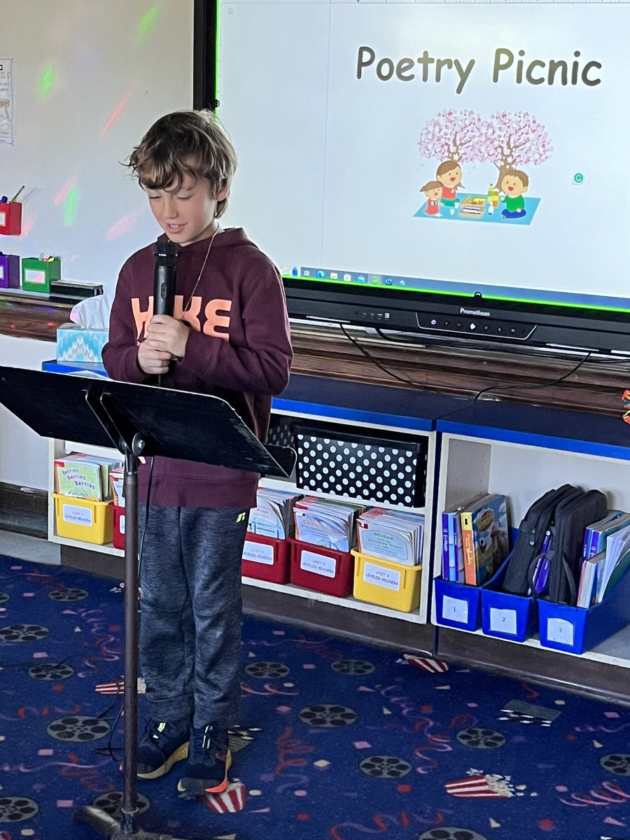 JodieMBonville's tweet image. Students enjoyed writing and sharing their poems at our Poetry Picnic today! @peru_csd #writingfun