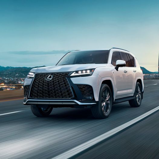 EnglewoodLexus's tweet photo. Luxury that knows no limits. #LexusLX https://t.co/csfy5ISiH2