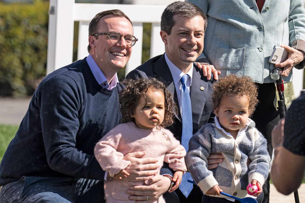 It is extremely sad that the media and politicians continue to attack Pete Buttigieg and this loving family because of how he decides to live his life. 

Drop a 💙 if you stand and support Pete and his family.