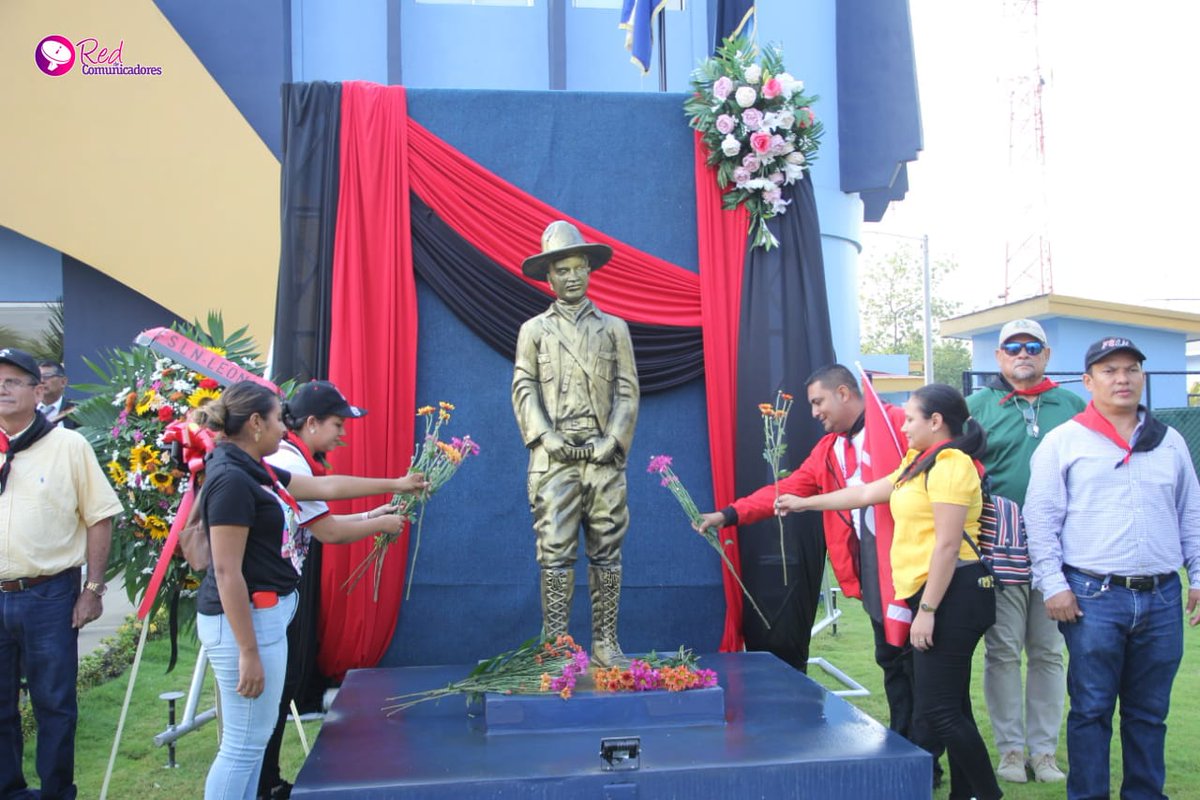 Mientras Nicaragua tenga hijos que la amen Nicaragua será Libre .
Soy Nicaragüense y me siento orgulloso de que en mis venas circule , más que cualquiera, la sangre India Americana.

Augusto C Sandino .
#SandinoLuzYVerdad