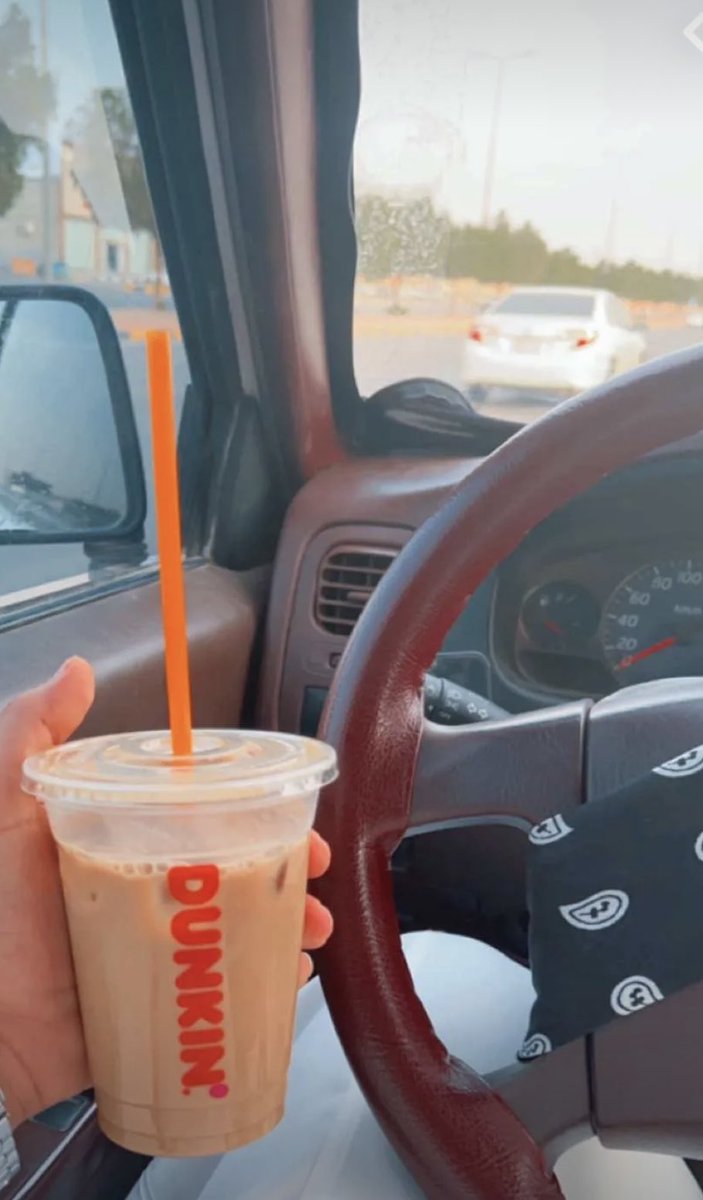 #امطار_الرياض_الان

جاء وكانه فرحة العمر السعيد