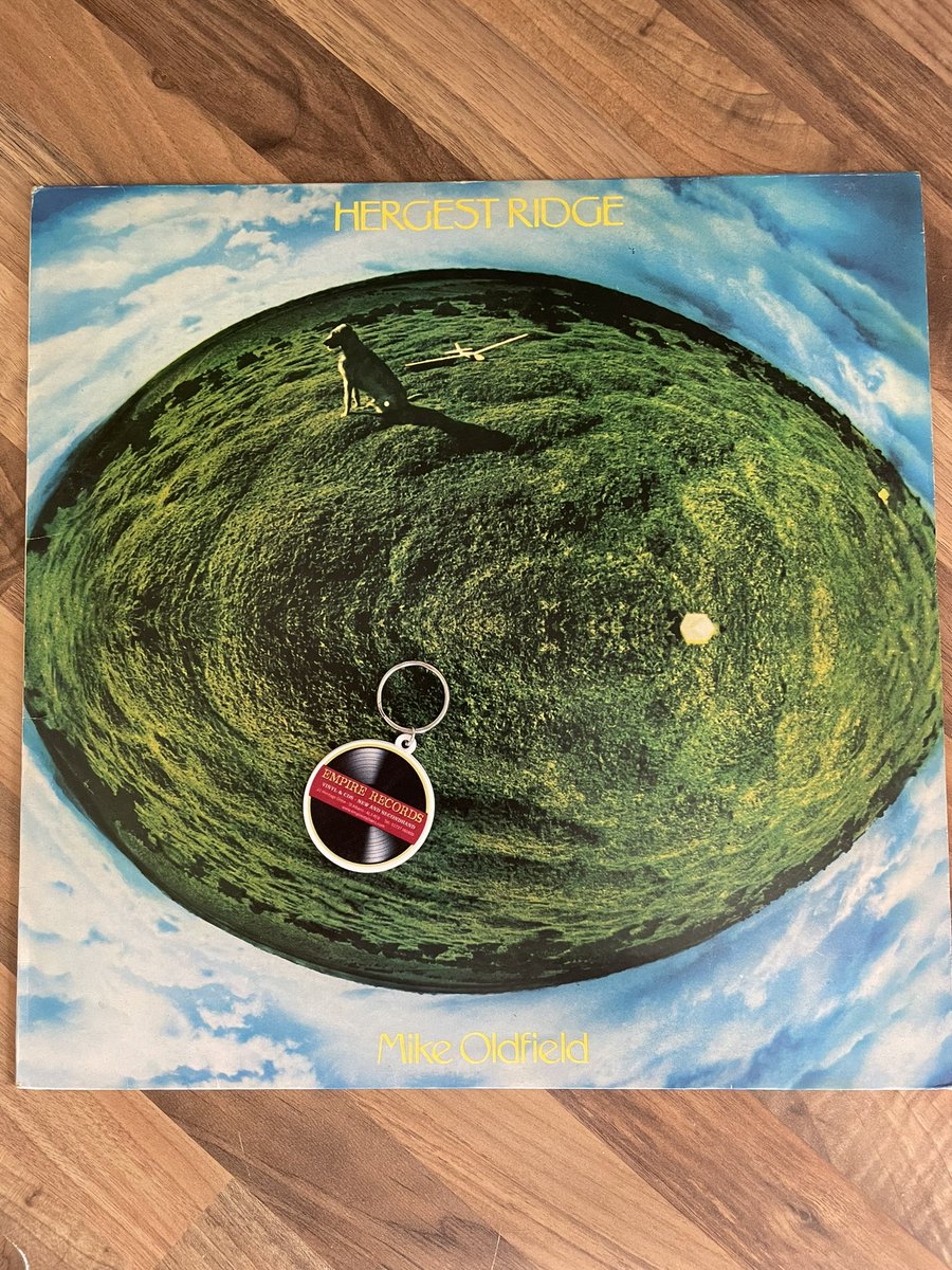 iain_schofield's tweet photo. 2nd hand find @mikeoldfield Hergest Ridge from @EmpireStAlbans also, Happy 10th Anniversary to the shop. #MikeOldfield #NewAge #CelticFolk #ProgRock #ClassicalRock https://t.co/iywUqVxRnE