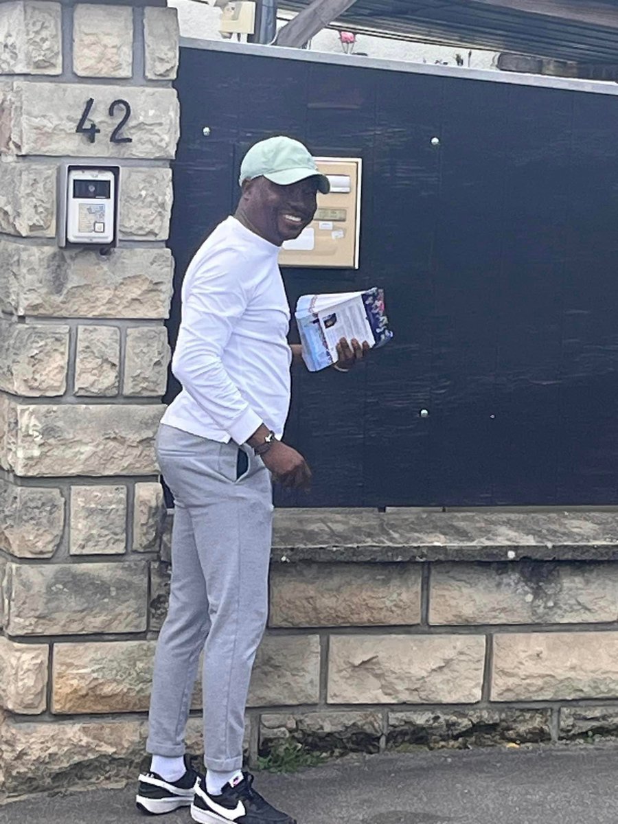 BoissyEnMarche's tweet photo. Operation #collage #boitage à @Ville_Boissy.
Merci la Team @carol_gain @RenaissanceVDM @Renaissance https://t.co/2GQq7cCdEO
