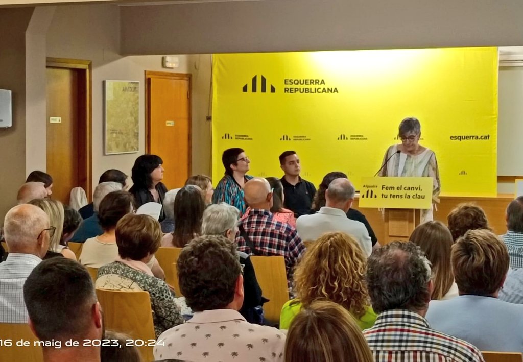 🙌Ple de gom a gom en l'acte de presentació del programa electoral de la candidatura liderada per <a href="/MassanaGemma/">Gemma Massana Cosialls</a> a #Alguaire, en què es van explicar les propostes que faran possible la transformació republicana al municipi.

#EstimemAlguaire
#FemElCanviTuTensLaClau
#FuturRepublicà