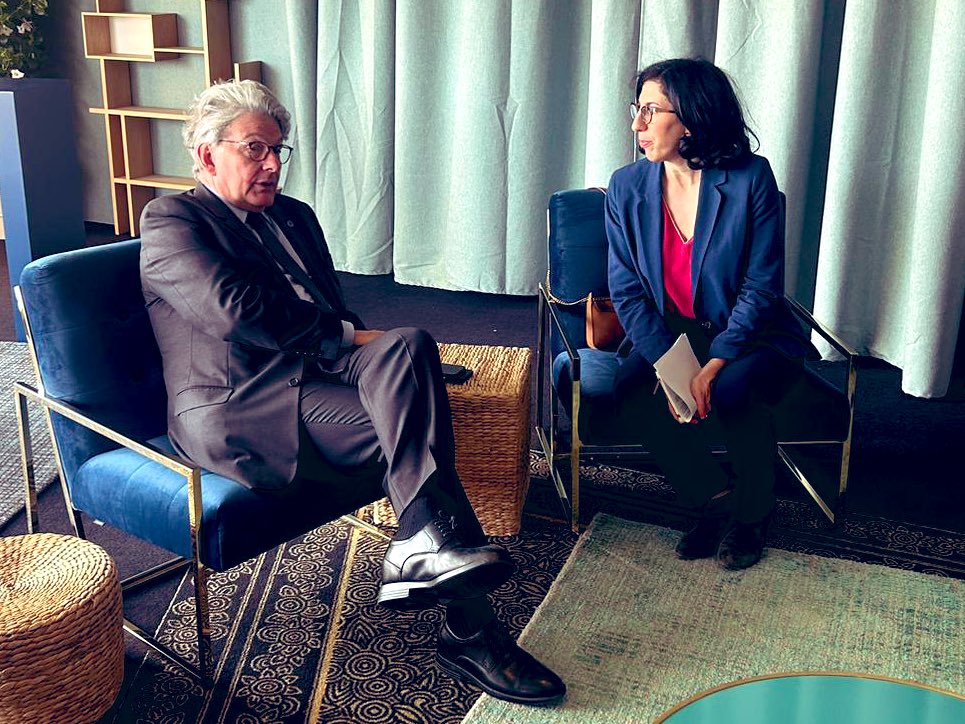 Thierry Breton (@ThierryBreton) on Twitter photo 2023-05-18 16:03:44 Réunion productive avec la Ministre de la Culture 🇫🇷 @RimaAbdulMalak à Cannes Nous travaillons étroitement pour mettre en place dans les meilleurs délais la Législation européenne sur la liberté des médias 🇪🇺 #MediaFreedomAct #Cannes2023 Réunion productive avec la Ministre de la Culture 🇫🇷 @RimaAbdulMalak à Cannes Nous travaillons étroitement pour mettre en place dans les meilleurs délais la Législation européenne sur la liberté des médias 🇪🇺 #MediaFreedomAct #Cannes2023
