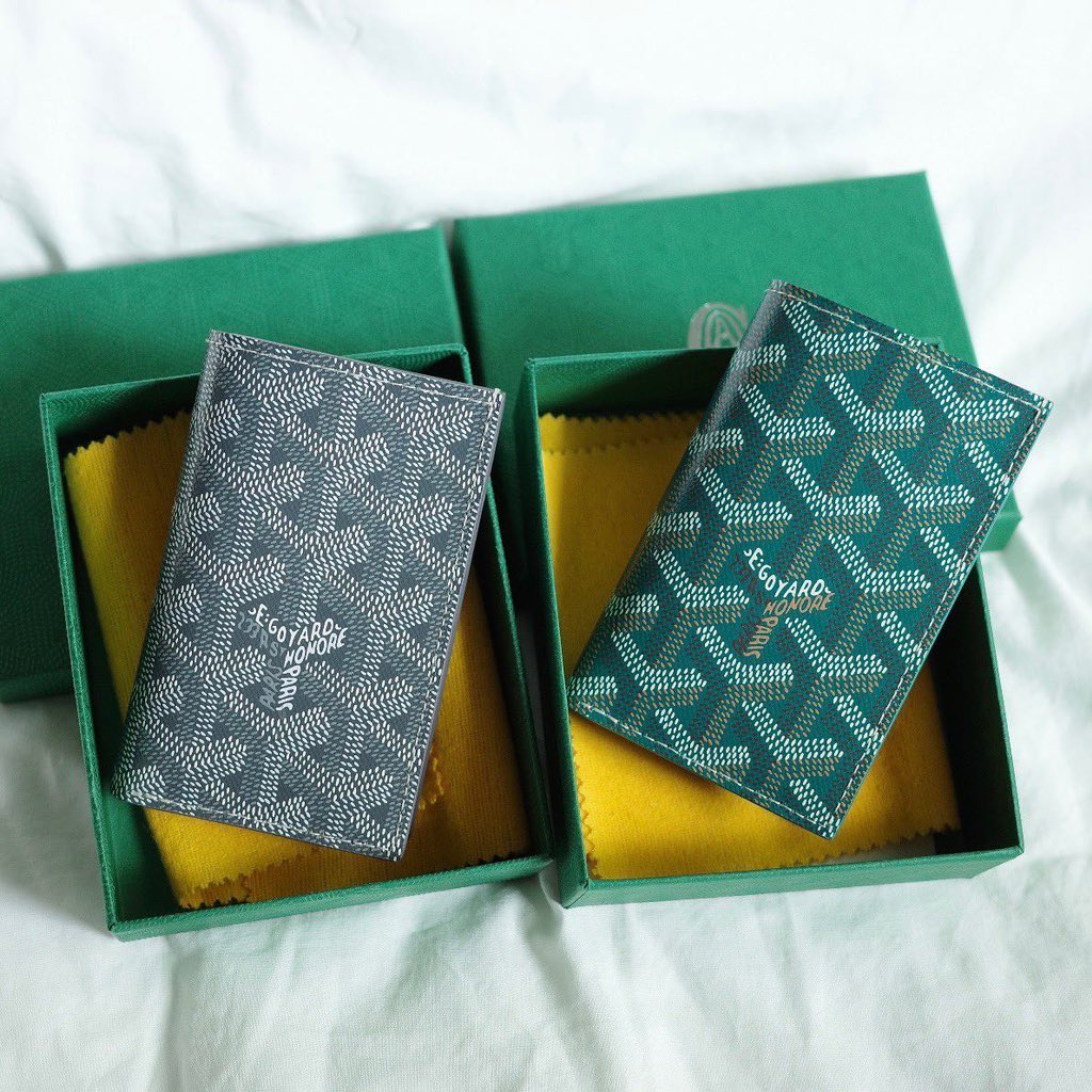 Aripuu on X: Goyard Saint-Pierre Card Wallet Colors: Grey / Green(Vert)  ใบละ 27,000 บาท งับ dm ถามได้เล่ยๆๆ  / X