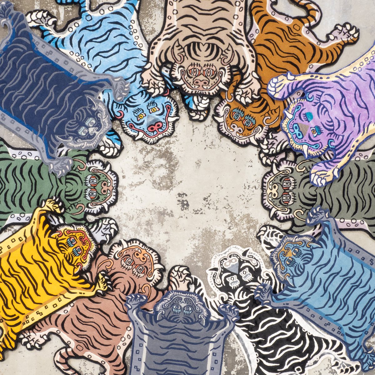 The doors to the International Contemporary Furniture Fair (@icff_official) will open to the public in a few days! 
.
Shown here is a rug collection by exhibitors at the show, slowtiger.
.
#icff #wanteddesignmanhattan