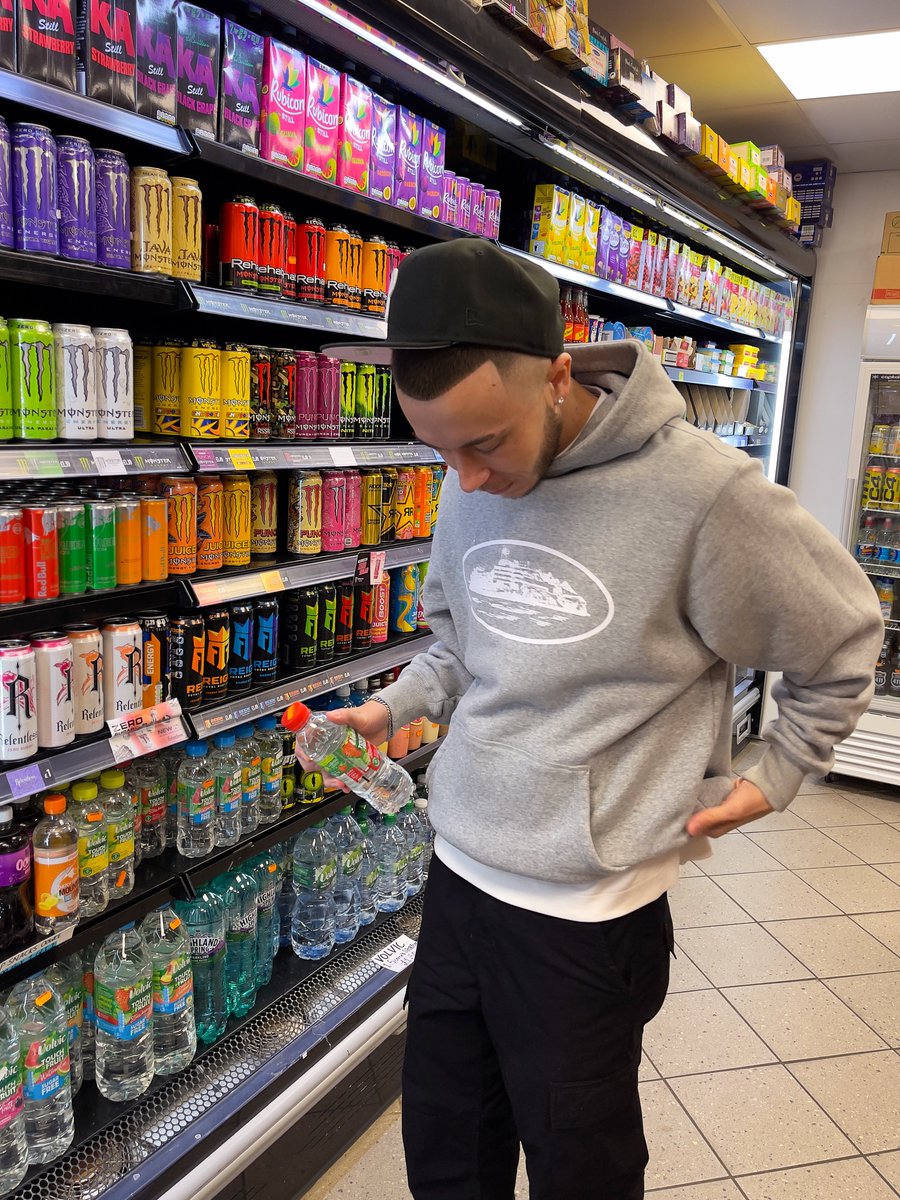 jmsdaniels_'s tweet image. My vision was blurry.. now I see clear