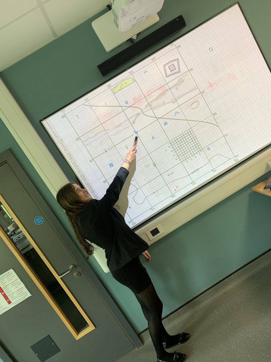 croesydofe's tweet photo. Nearly 50 students tonight with our Yr 10 bronze group. 4 and 6 figure grid references with the help of Mrs O’Sullivan… oh… and Ruby! @Croesype @croesyschool @DofEWales @DofETorfaen https://t.co/kHMgkXx0EF