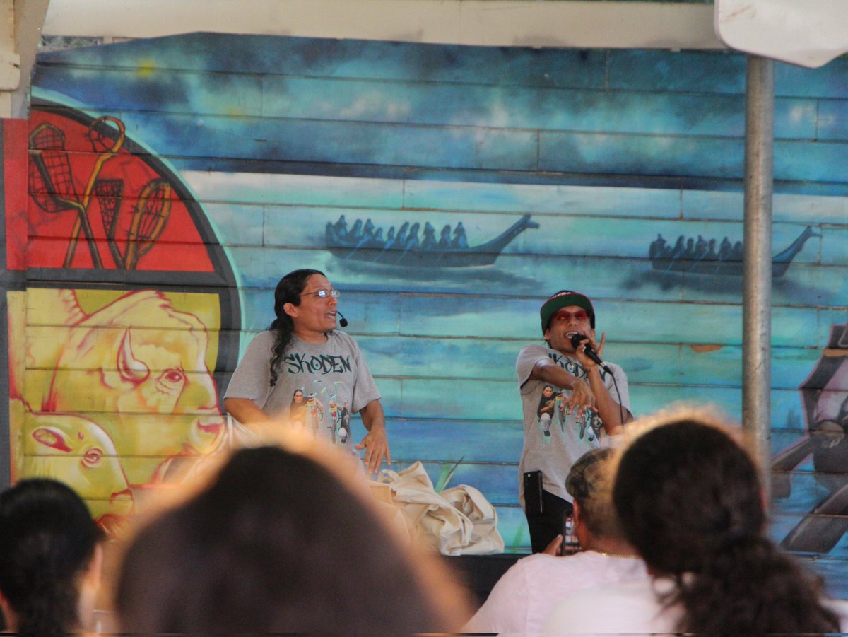 MikeBoneMusic's tweet image. Honored to be the surprise guests at the #NAYA event in Portland, Oregon!✊🏽 MikeBoneMedia.com

#Support #NativeOwned @NAYAFam @namc_oregon #BIPOC #INDIGENOUS #Surprise #Concert #Appearance #ReservationDogs #HipHopMusic