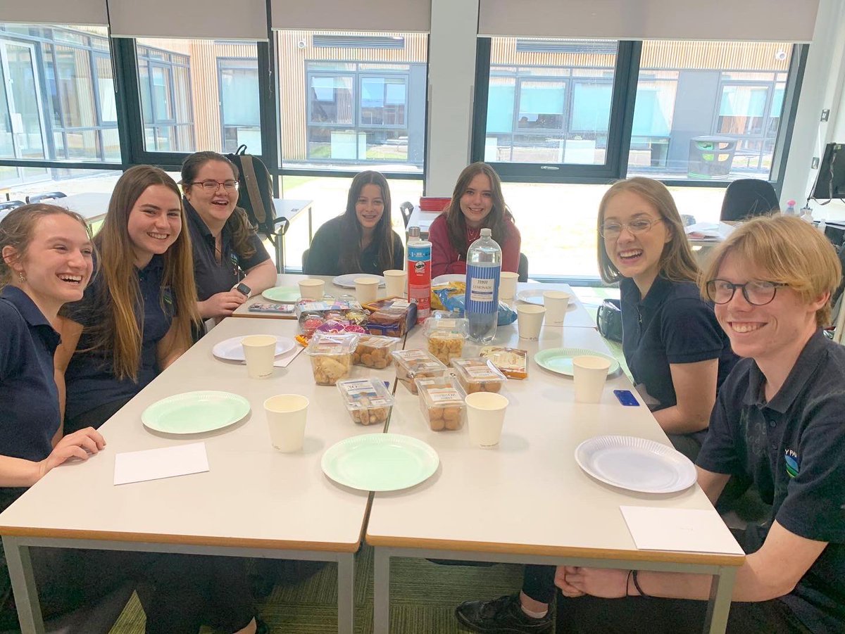 Another sad goodbye today, to the other half of the Year 13 English Literature cohort. Such lovely, lovely people who have been an absolute pleasure to teach 😊 We know you’ll go on to wonderful futures- do keep in touch!