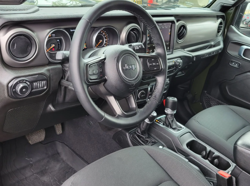 BobBaker_Subaru's tweet photo. Searching for the perfect summer vehicle? Look no further - this pre-owned 2021 Jeep Wrangler Sport S is ready to take you on any adventure! Call to schedule your test drive today: https://t.co/S9Dt412DXG

#Jeep #Wrangler #JeepWrangler #Sandiego #CA #California #JeepLife https://t.co/PpOU6AEOv9