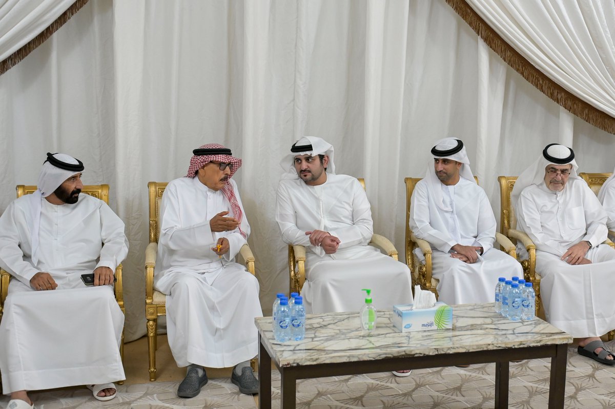 سمو الشيخ مكتوم بن محمد بن راشد آل مكتوم، النائب الأول لحاكم دبي نائب رئيس مجلس الوزراء وزير المالية، يقدم واجب العزاء في وفاة المغفور لها بإذن الله تعالى موزة راشد بن تميم، زوجة عبدالرحمن الحساوي.
gdmo.ae/jRpn