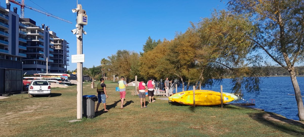Inisa_Oficial's tweet photo. #canotaje 🚣‍♂️🚣

Se reanudaron las clases de canotaje en el Lago Calcagno, en el marco del convenio con @UyDeporte .
Participan jóvenes de diferentes Centros de privación.
@fucanotaje https://t.co/b2Y8aDLHmO