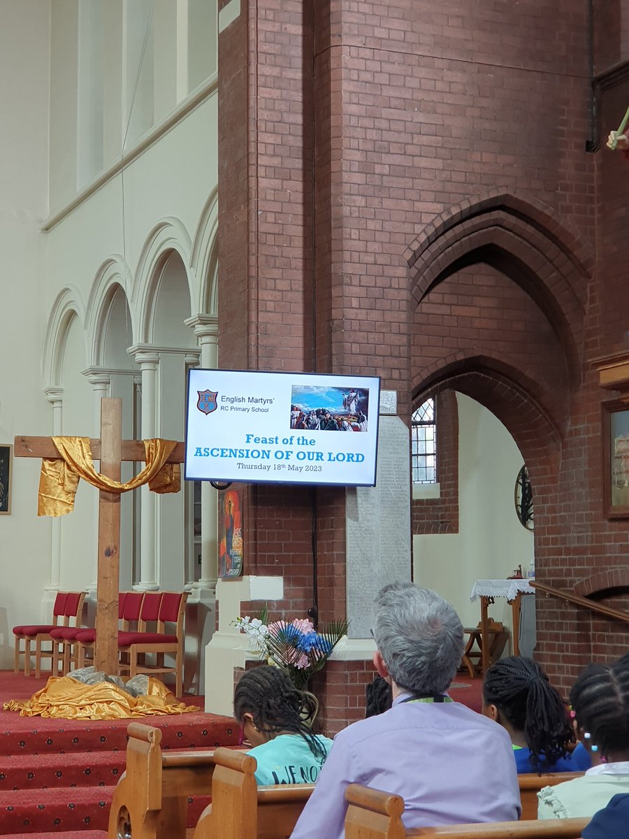 EMprimary's tweet photo. Today, Years 3 to 6 went to Mass. #Ascension https://t.co/K8MHyRCQhU
