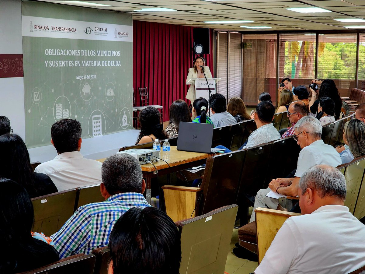 STRCSinaloa's tweet image. Sobre disciplina financiera, acceso a financiamiento y cumplimiento de obligaciones, se capacitó a 11 municipios a través de CPVCE-M y el apoyo de la Secretaría de Administración y Finanzas del @sinaloagobmx y @Banobras_mx BCS-Sinaloa.

@rochamoya_
@lupitaramirez75
@ContraloresMX