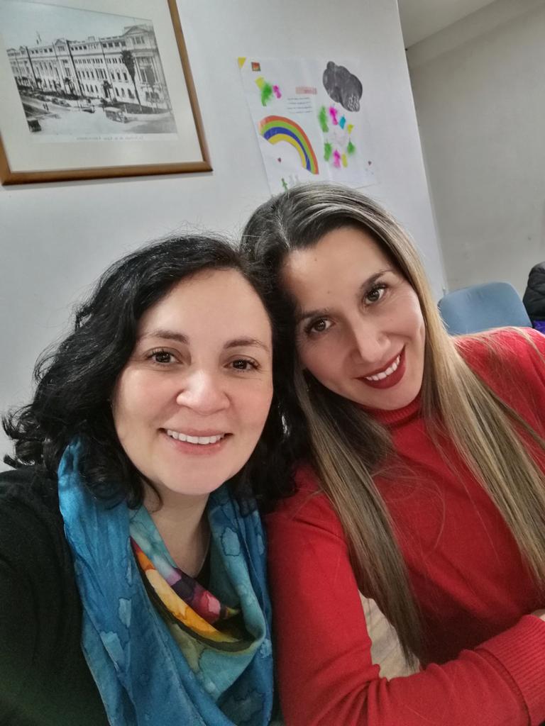 murielramirezl's tweet photo. Acá con @AntoPardoAguayo
Dándolo todo para ser nuevas #CHAMPIONRNAO

#BPSOUCCHRISTUS 
@RNAO
@BPSOUCCHRISTUS
@ucchristus
@Chio_Maga https://t.co/PKEUuZnQPG