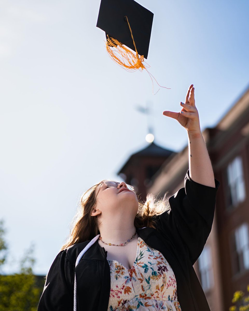 uwstout's tweet photo. We're still celebrating our graduates π€©
IG: gabbygranger | shaun_cfjf | sacrotteau | alexandrajaen5
#UWStout #StoutProud https://t.co/mip5KjYOA4